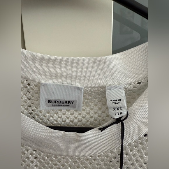 Burberry top - Picture 2 of 6